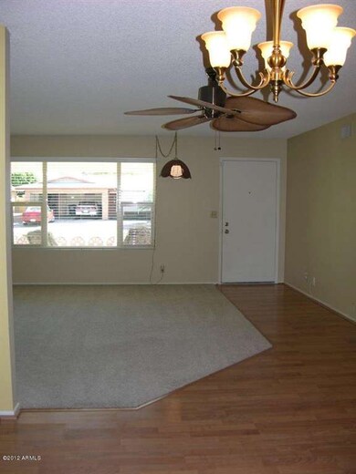738 S Portland Great Room 1