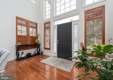 10737 Mcgregor Dr, Columbia, MD 21044 - photo 3