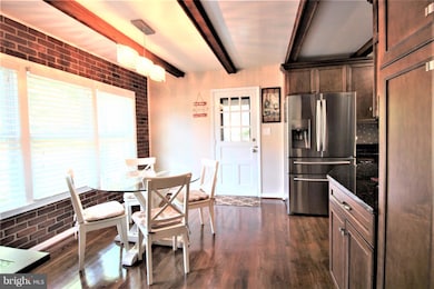 4300 Hollowview Ct, Fairfax, VA 22032 - photo 2