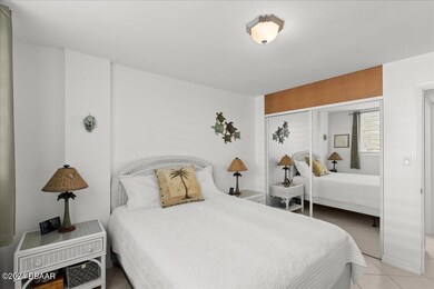 18-2727 N Atlantic Ave #204 (18 of 37)