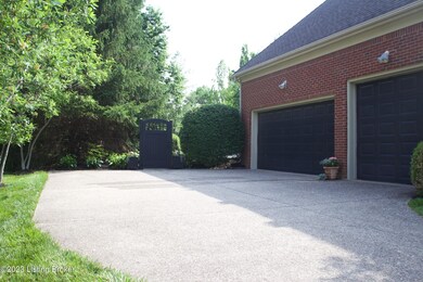 3-Car Garage