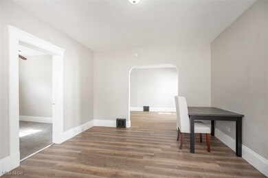 844 E 154th St, Cleveland, OH 44110 - photo 3