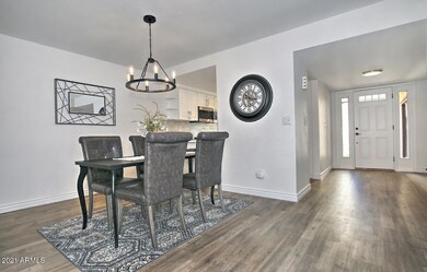 7607 N Bonnie Rose Scottsdale-large-008-