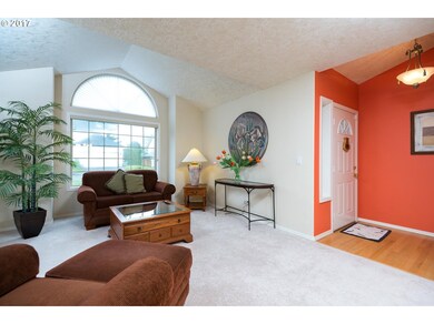 376 SW Chapman Ave, Troutdale, OR 97060 - photo 2