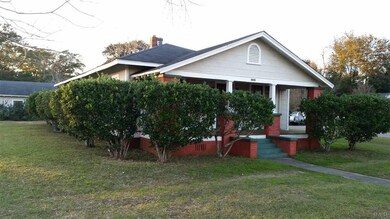 Front exterior view.