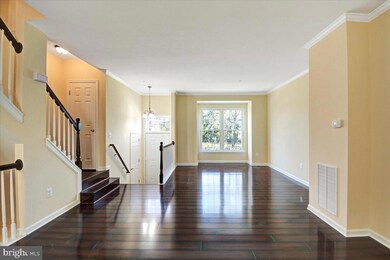 9813 Tulip Tree Dr, Bowie, MD 20721 - photo 7