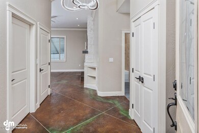 Front Entry_DMD_9880-SMALL