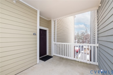 734 Bristol Village Dr unit 208, Midlothian, VA 23114 - photo 3
