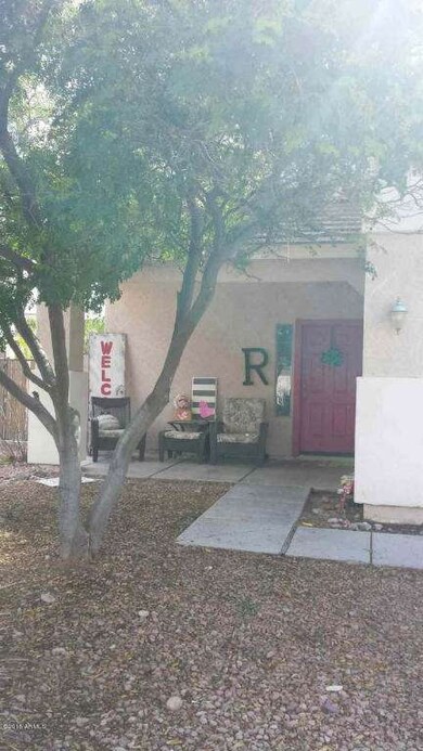 Front Door/Yard