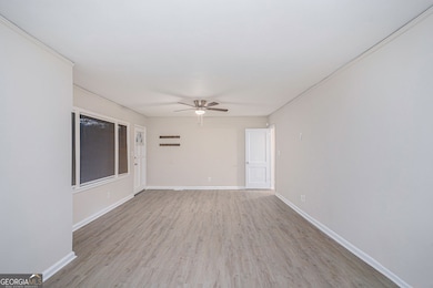 864 Northview Dr, Forest Park, GA 30297 - photo 3