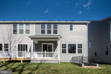 18264 Moss Garden Rd, Dumfries, VA 22026 - photo 2