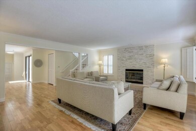 1290 Trinity Dr, Menlo Park, CA 94025 - photo 5