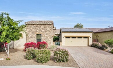 17794 W Cottonwood Ln-large-002-3-Front