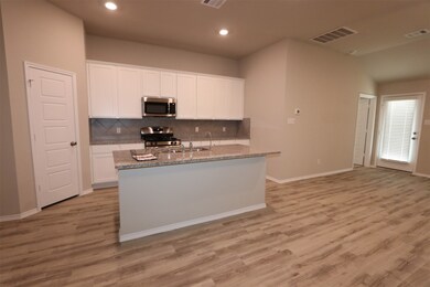 1239 Steed Bluff Dr, Alvin, TX 77511 - photo 2