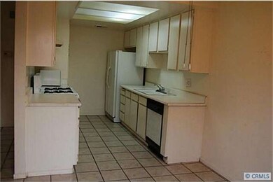 12216 Carnation Ln unit A, Moreno Valley, CA 92557 - photo 7