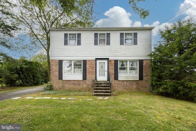 2912 Diamond St, Hatfield, PA 19440 - photo 2