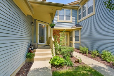 1227 Tennyson Ln unit 2302, Naperville, IL 60540 - photo 2