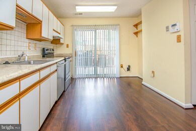 10517 Joyceton Dr, Upper Marlboro, MD 20774 - photo 3