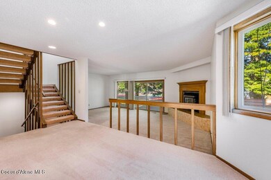 21392 N Circle #2 - (4)