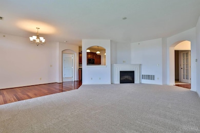 7589 Skyview Cir, Cincinnati, OH 45248 - photo 5