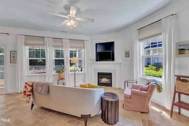 07-534 Elm Ave-7