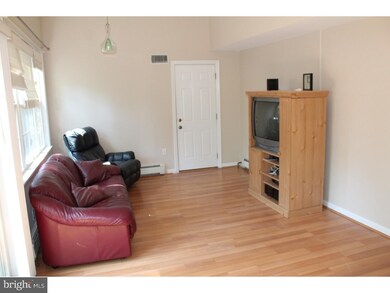 2009 Wildwood Dr, Wilmington, DE 19805 - photo 7