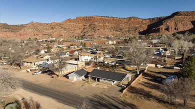 163 E 200 N, Kanab, UT 84741 - photo 3