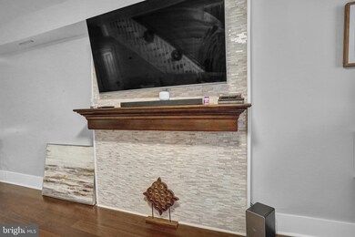 913 N 9th St, Reading, PA 19604 - photo 4