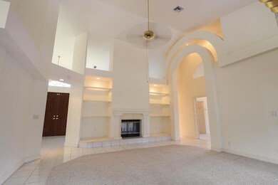 05-Family Room