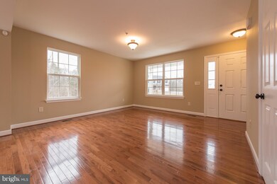 1013 Wampler Rd, Baltimore, MD 21220 - photo 2