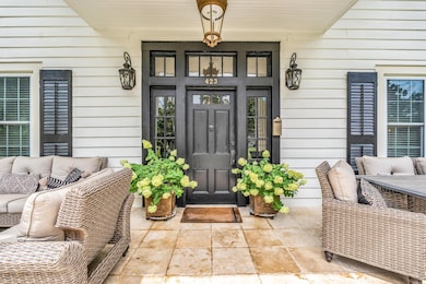 423 S Matubba St, Aberdeen, MS 39730 - photo 2