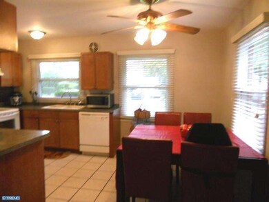 40 Plumtree Ln, Willingboro, NJ 08046 - photo 5