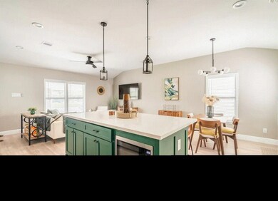 206 Robert Lee Rd, Houston, TX 77009 - photo 5