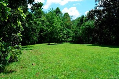 440 Ridge Rd, Hendersonville, NC 28792 - photo 6