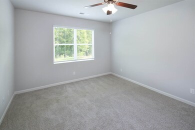 Owners Suite(Main Floor)