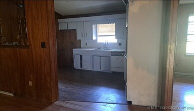 1069 N Coal Creek Rd, McAlester, OK 74501 - photo 6