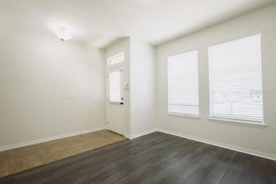 7557 Azalea Cove Cir, Orlando, FL 32807 - photo 5