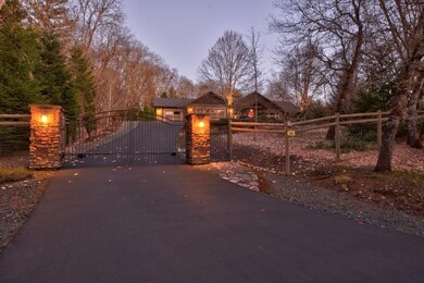 365 El Camino Way, Grants Pass, OR 97526 - photo 2