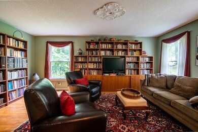 499 Taft Pond Rd, Pomfret Center, CT 06259 - photo 4