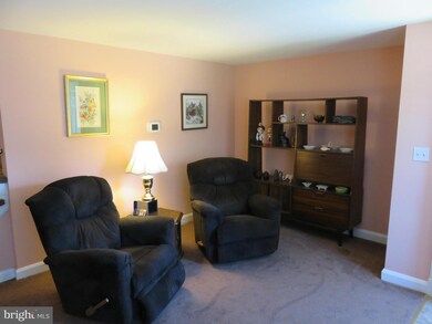 1247 Deanwood Rd, Parkville, MD 21234 - photo 7