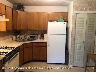 99 Players Cir, Tinton Falls, NJ 07724 - photo 4