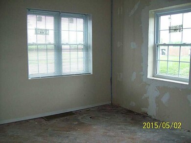 2810 E 16th St, Muncie, IN 47302 - photo 6