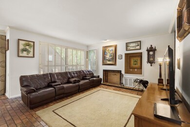 91 Litchfield Ln, Houston, TX 77024 - photo 7