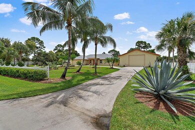 013-4938SEMajorWay-Stuart-FL-small