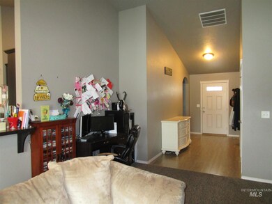 2603 S Yellowstone Trail, Burley, ID 83318 - photo 2