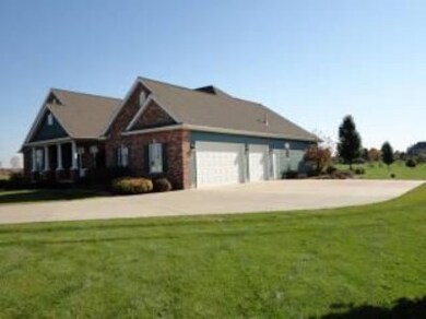 4755 E 105th Ct, Crown Point, IN 46307 - photo 2