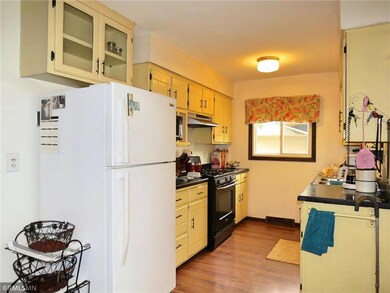 Kitchen1