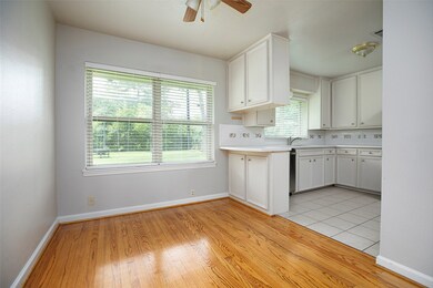 1223 Stonecrest Dr, Houston, TX 77018 - photo 6