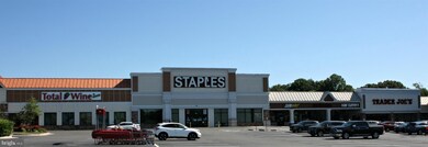 4517 Gilbertson Rd, Fairfax, VA 22032 - photo 7