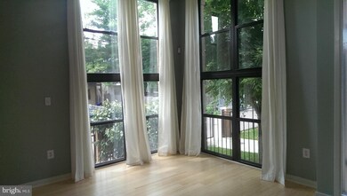 117 Station Mews N, Baltimore, MD 21202 - photo 6